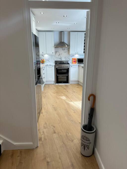 Stylish, Smart & Fun 4 Bed Home Londres Exterior foto