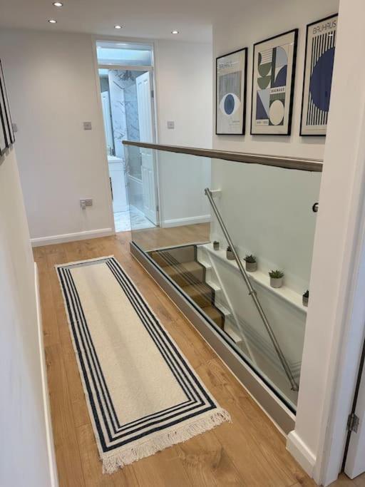 Stylish, Smart & Fun 4 Bed Home Londres Exterior foto
