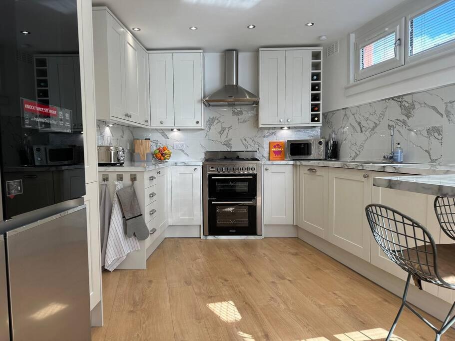 Stylish, Smart & Fun 4 Bed Home Londres Exterior foto