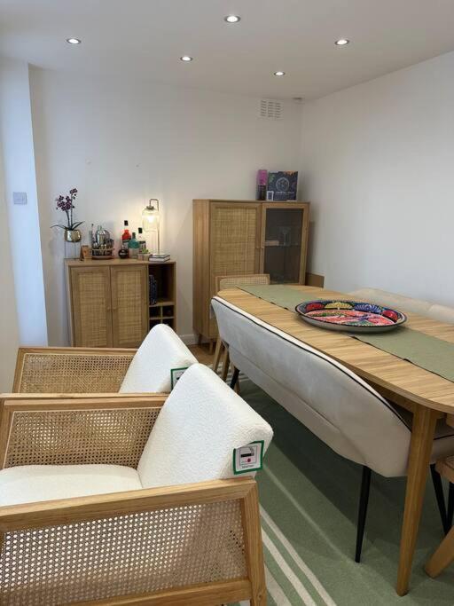 Stylish, Smart & Fun 4 Bed Home Londres Exterior foto