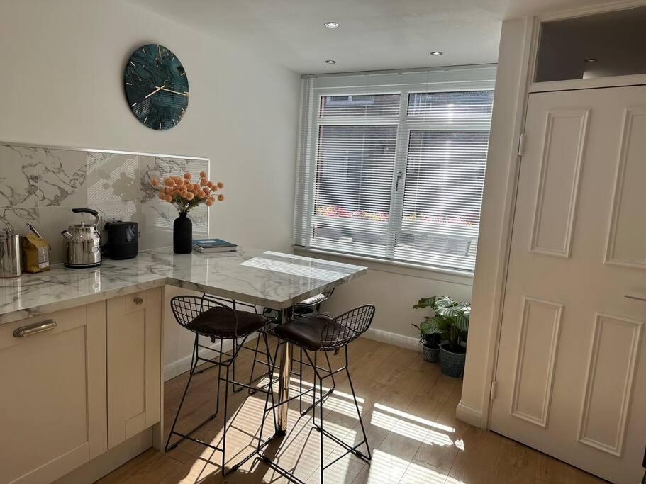 Stylish, Smart & Fun 4 Bed Home Londres Exterior foto
